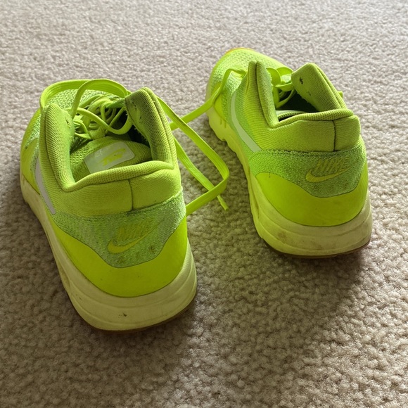 Lime Green Nike Air Max 1 US Size 10 - - Picture 3 of 10